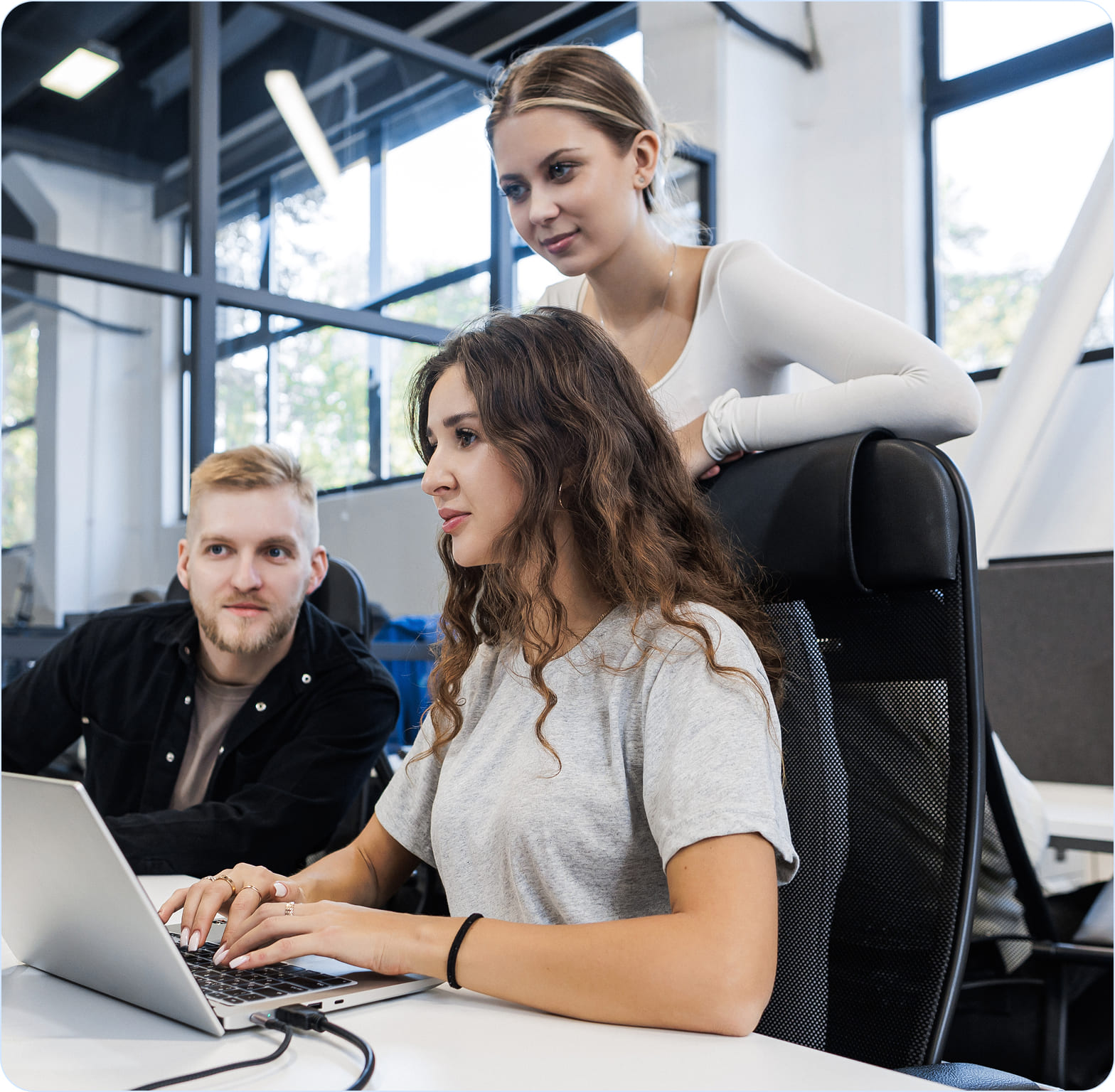 The core benefits of custom <span>FinTech solutions</span>